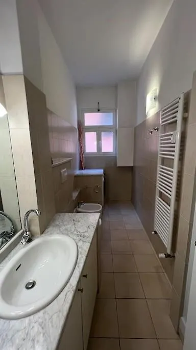 Lavagna Comodo E Centrale! 0*,  Italy